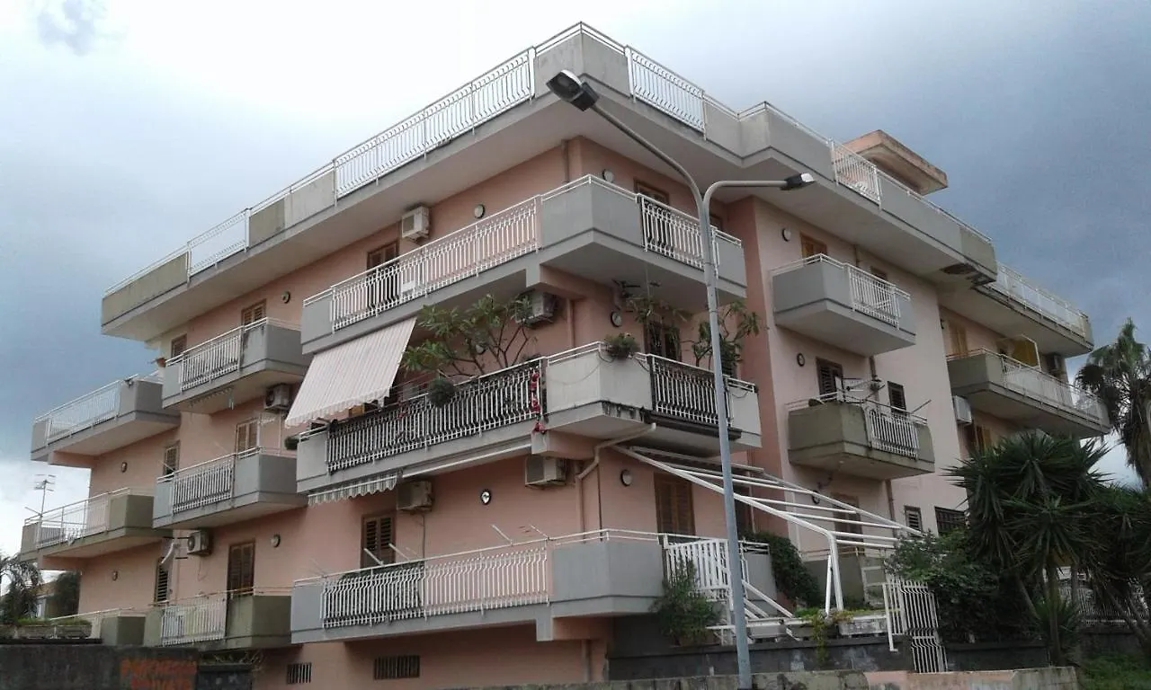 Siciliaetnaminio Apartment Mascali 0*,